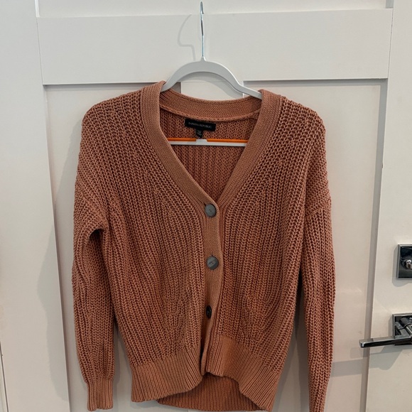 Banana Republic Sweaters - Banana Republic Chunky V‑Neck Cardigan in Rosewood Brown